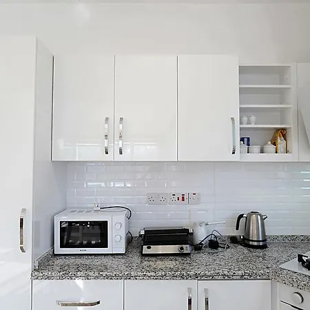 Apartment Derin 2 *