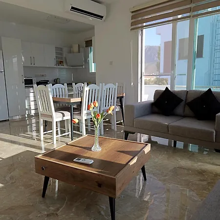 Apartment Derin 2 *