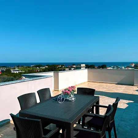 Apartment Derin 2 *